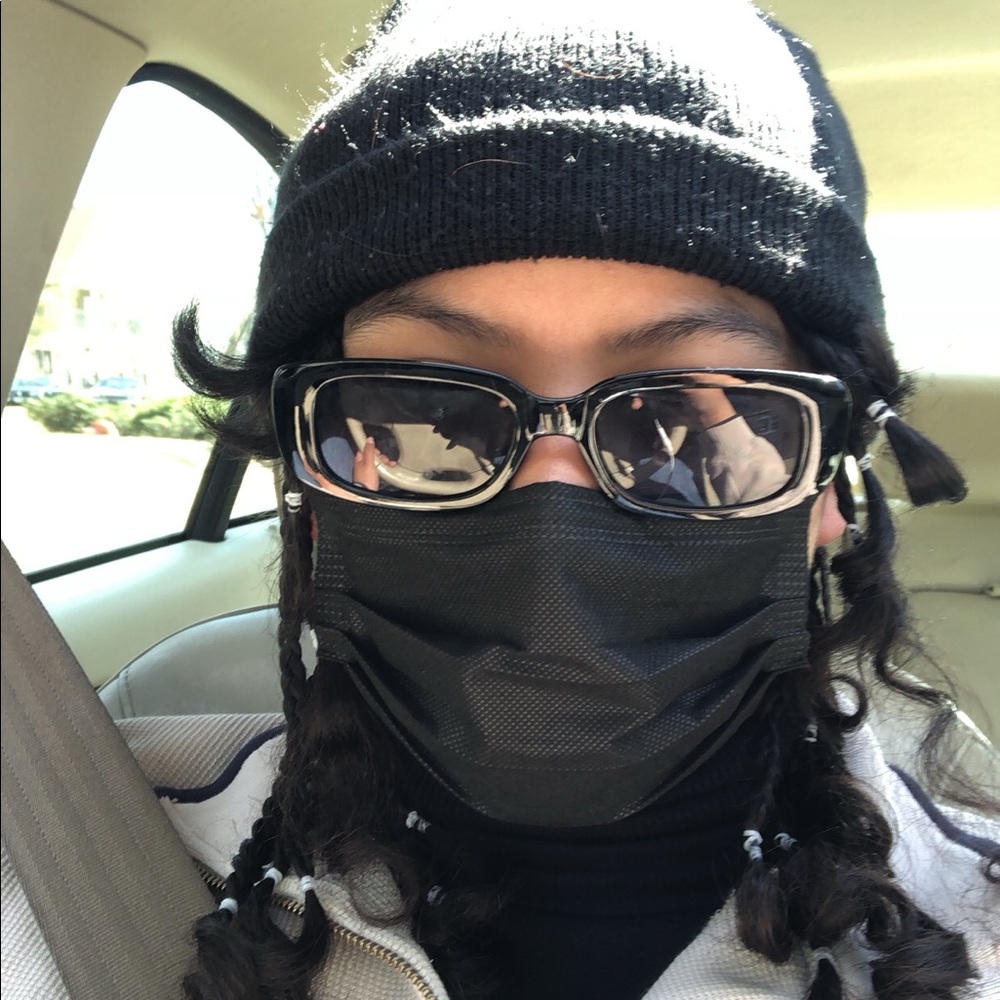 Meet your Posher, Mical